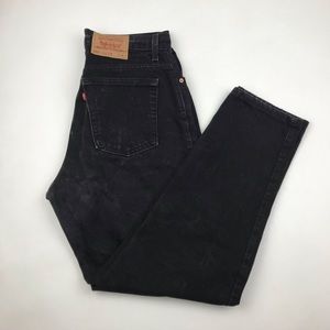 Levi's Women's High Rise Jeans in Black